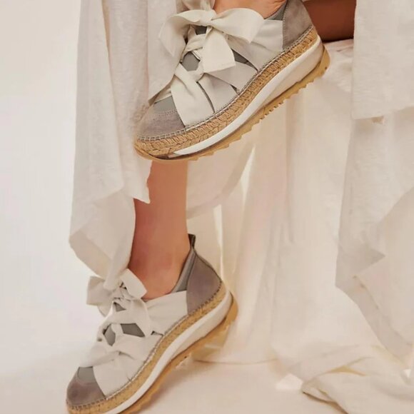 FREE PEOPLE Chapmin Espadrille Sneakers - Nwot - Picture 1 of 6